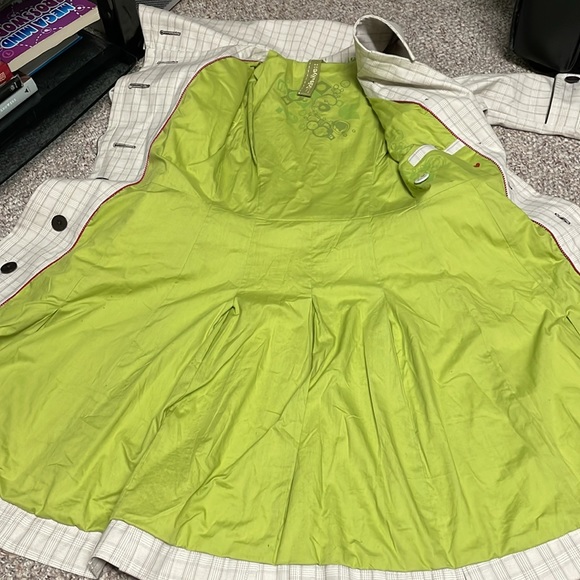 Soia & Kyo Cream Plaid Trench Coat with Lime Lining - Picture 11 of 13